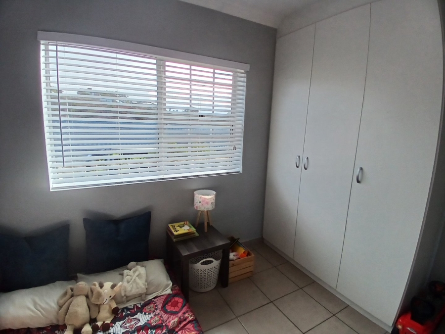 2 Bedroom Property for Sale in Hartenbos Central Western Cape